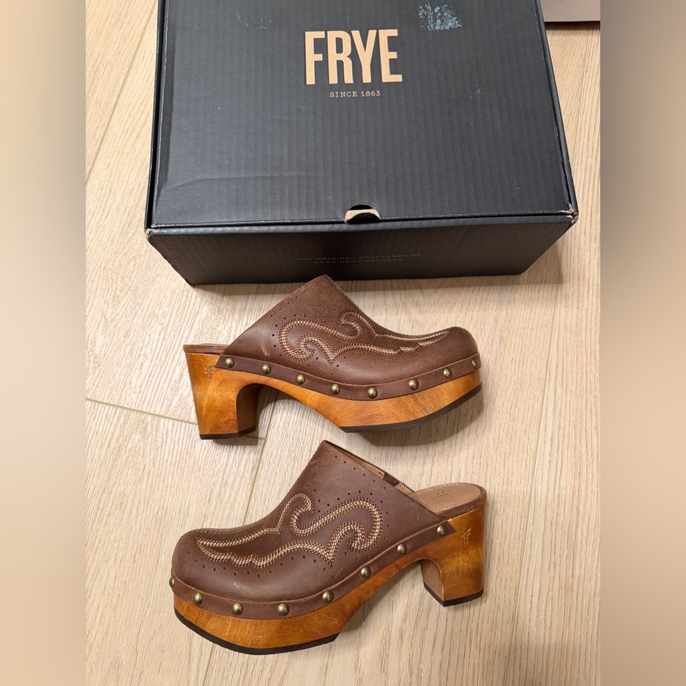 Nib Frye Jessica Brown Leather Clogs size 6.5